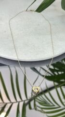 Kalpli Taşlı Kolye