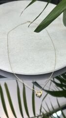 Kalpli Taşlı Kolye