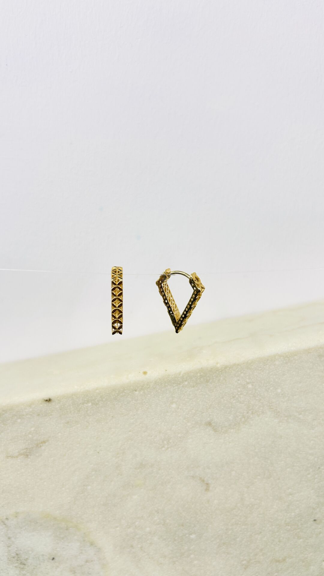 MOTİFLİ ÜÇGEN KÜPE