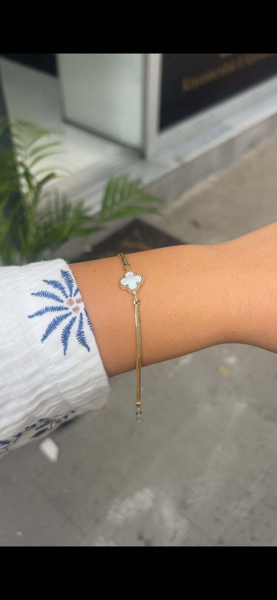 BEYAZ YONCA BİLEKLİK