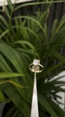 KOLLARI TAŞLI TEKTAŞ